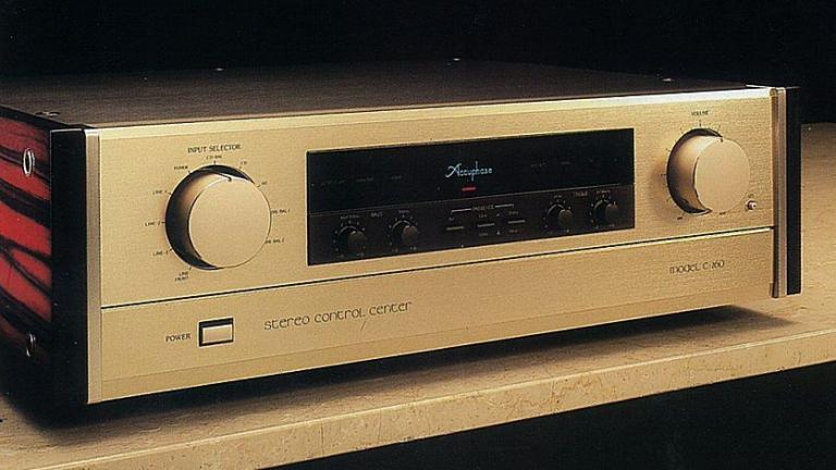 Accuphase C260